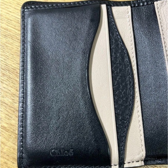 Chloé Black Leather trifold Wallet with Gold Lock - Picture 9 of 10